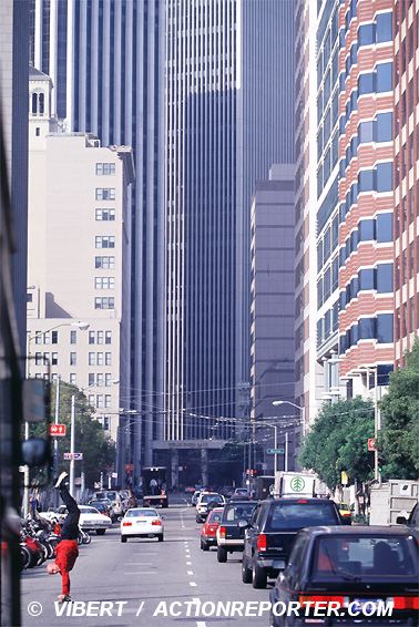 Skateboard in San Francisco streets